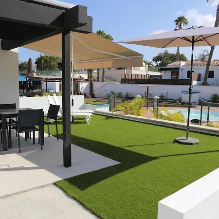 Precioso En Complejo Privado Con Piscina Apartman