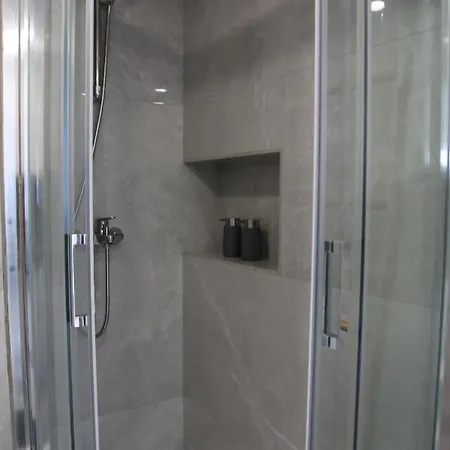 Precioso En Complejo Privado Con Piscina Apartman *